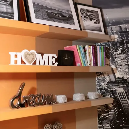 Slowianski 150 Mtr Do Plazy Centralnie Polozony Przy Glownej Promenadzie Ustka